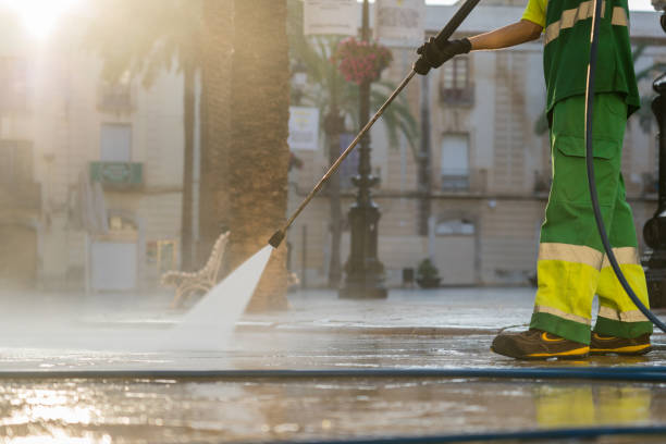 Best Deck Pressure Washing  in North Industry, OH