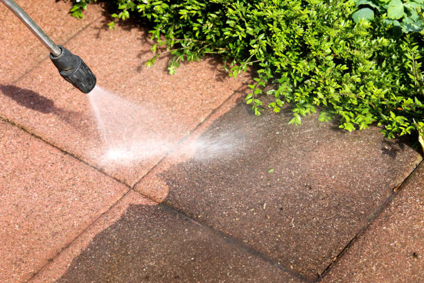 Best Deck Cleaning Services  in North Industry, OH